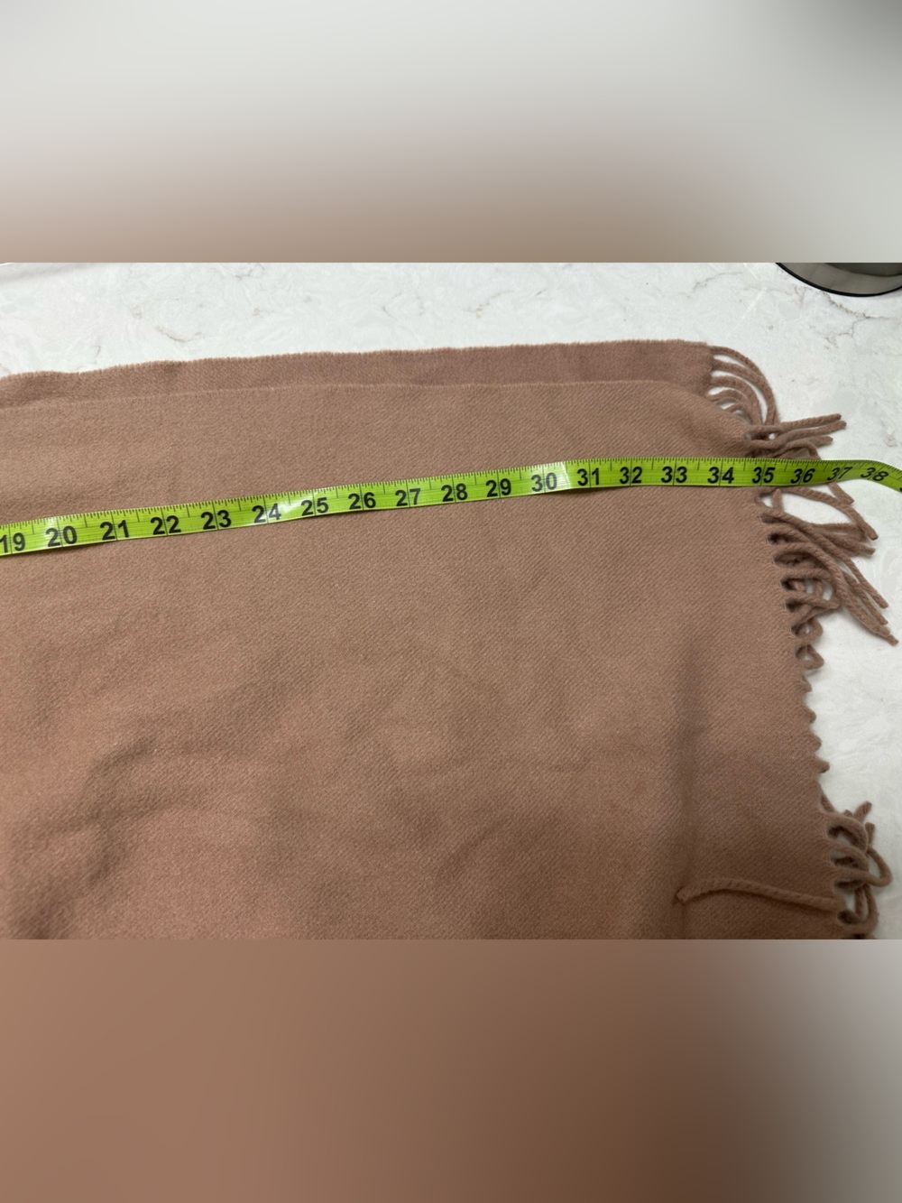 Acne Studios fringed wool scarf in warm camel-pink, NWT, oversized - Picture 5 of 6